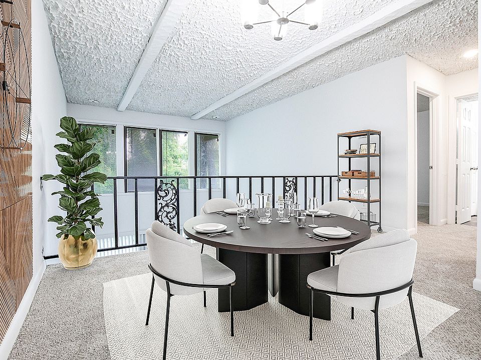 Loft/Dining Area
