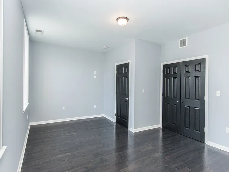 2316 E Lehigh Ave — Photo 22