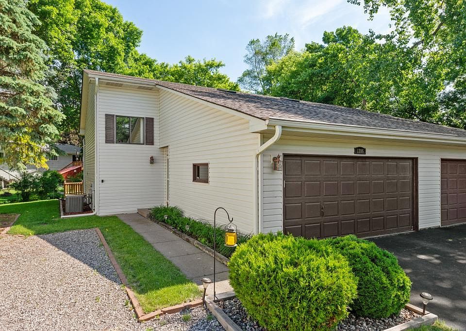 1st image of 1285 Hilltop Ct