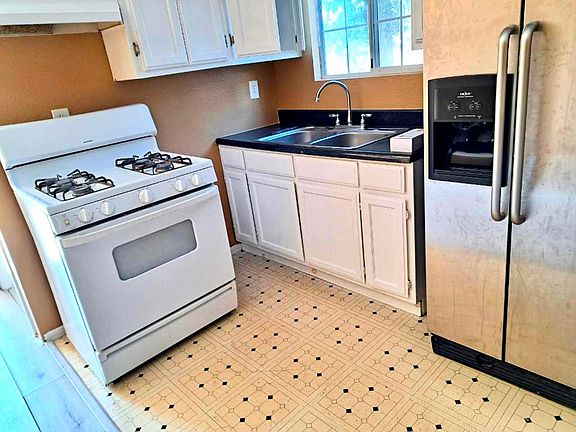 3rd image of 12514 E Orange Dr