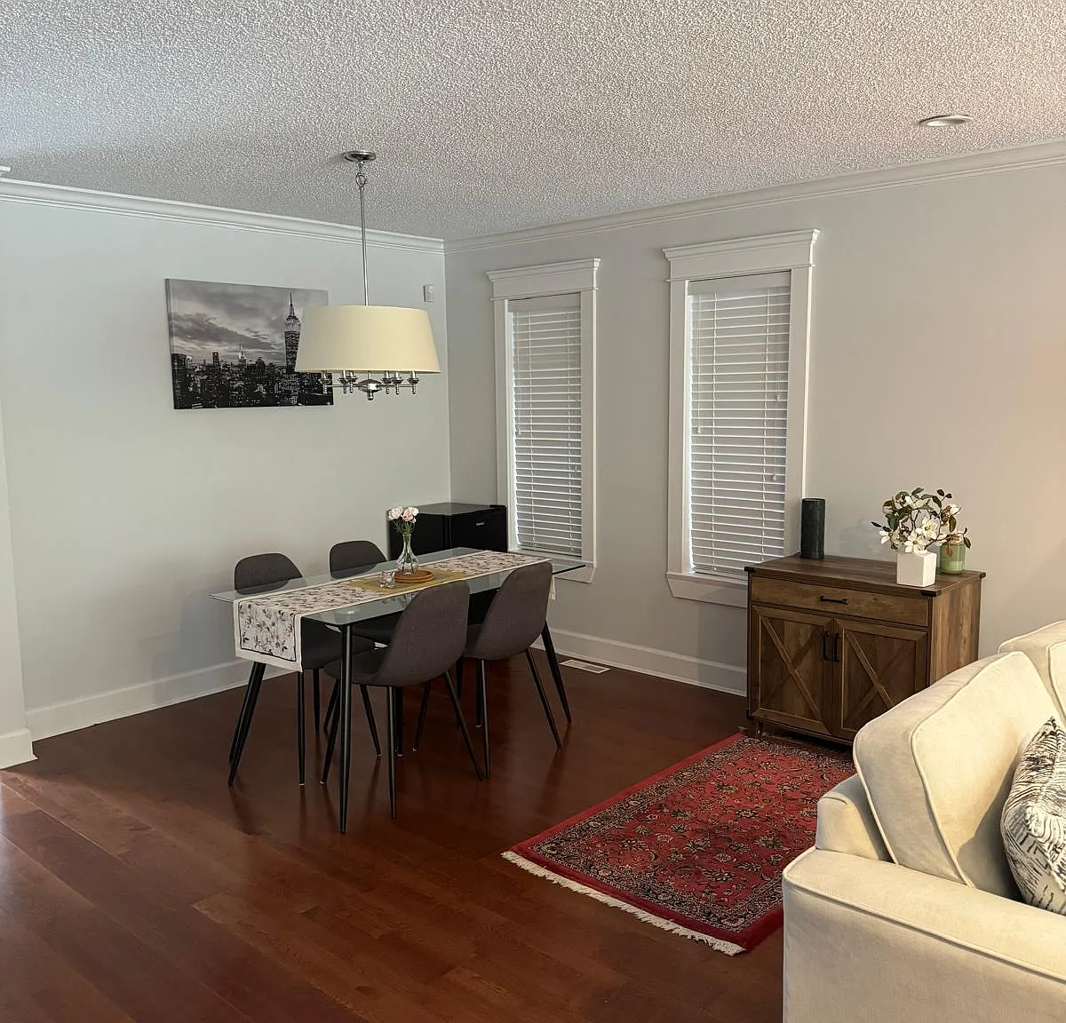3 bed, 2.5 bath, 2000 sqft, $3,900 — Photo 4