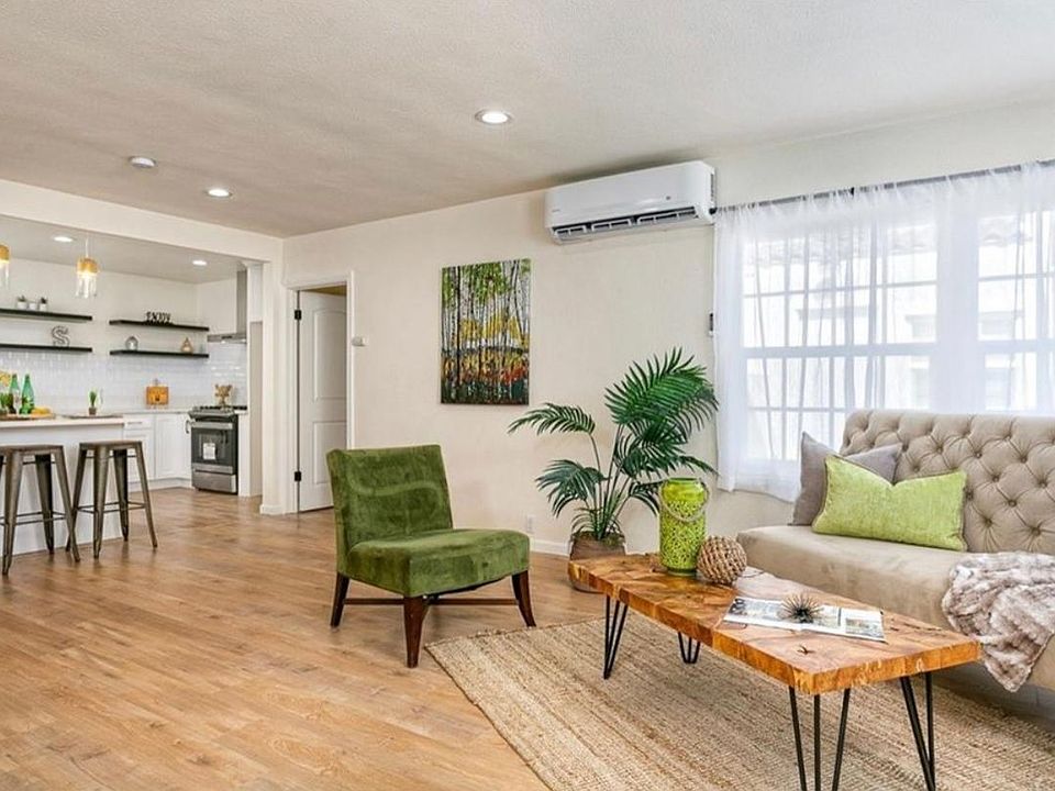1st image of 4011 W 30th St