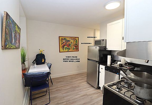 3rd image of 502 W 44th St Unit 2-C