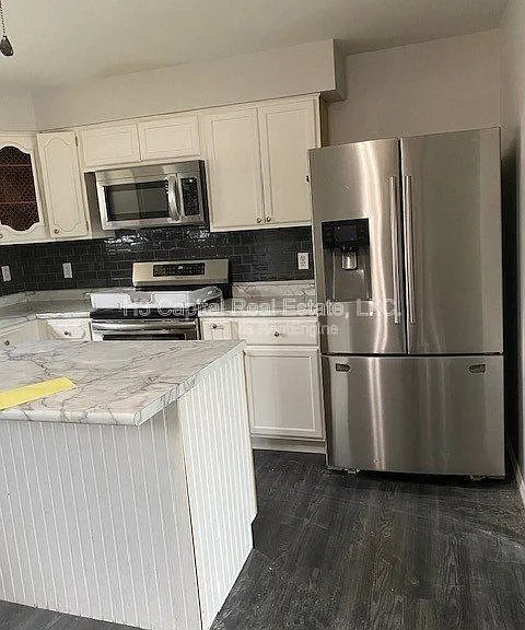 5 William John Ct — Photo 3