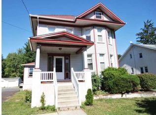 1212 Egypt Rd, Phoenixville, PA 19460