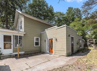 2482 Crozier Ave, Muskegon, MI 49441