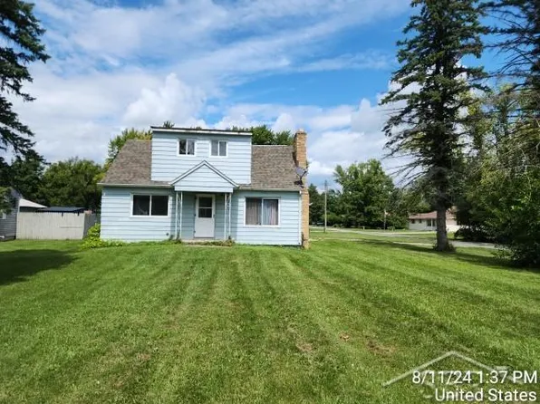 2947 Tatham Rd, Saginaw, MI 48601