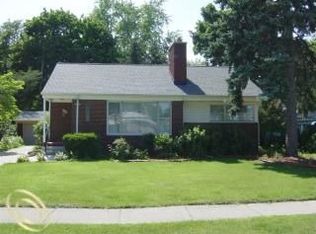 24281 Coolidge Hwy, Oak Park, MI 48237