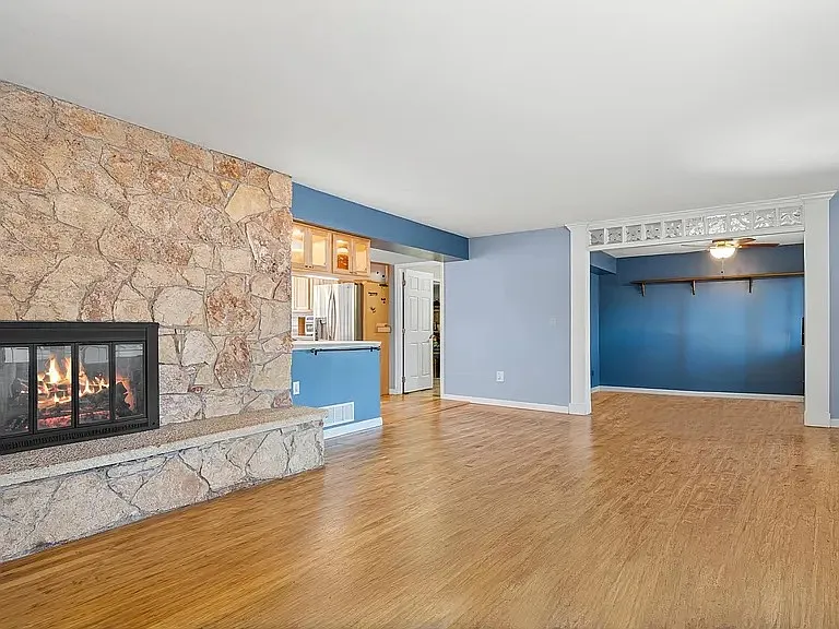 1415 W Borden Rd — Photo 6
