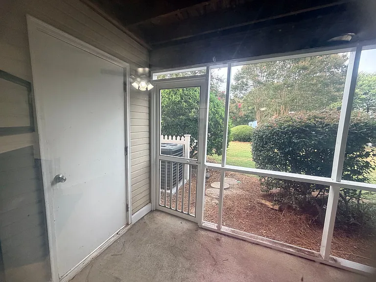 1850 Atlantic Dr #115 — Photo 23