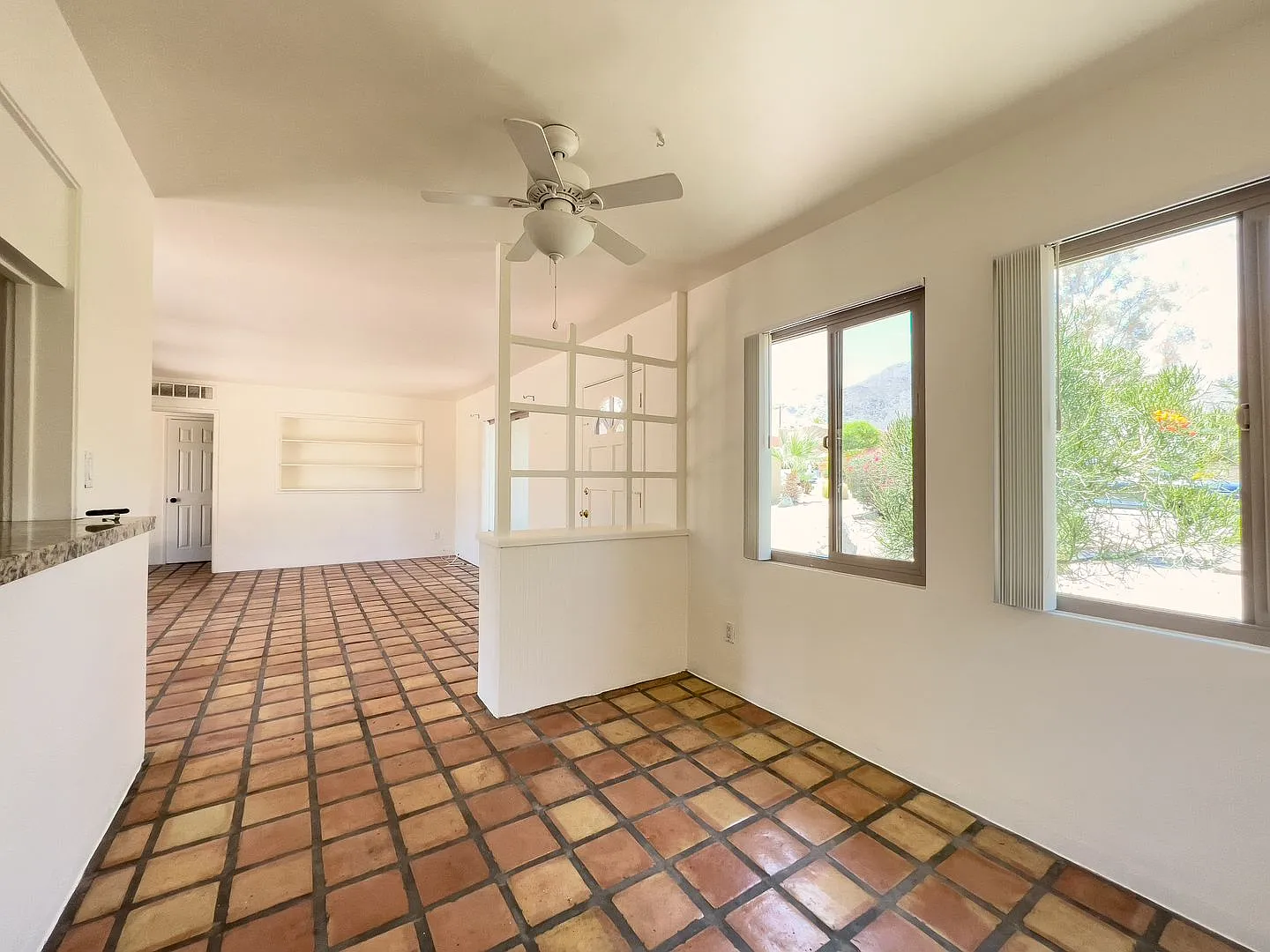 La Quinta Gem 2 Bedroom Home with 1-Car Garage — Photo 4