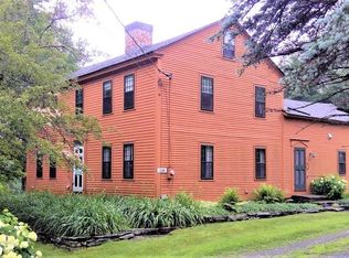 118 South St, Cummington, MA 01026