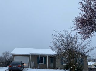 3904 Hunt Dr, Gainesville, GA 30507