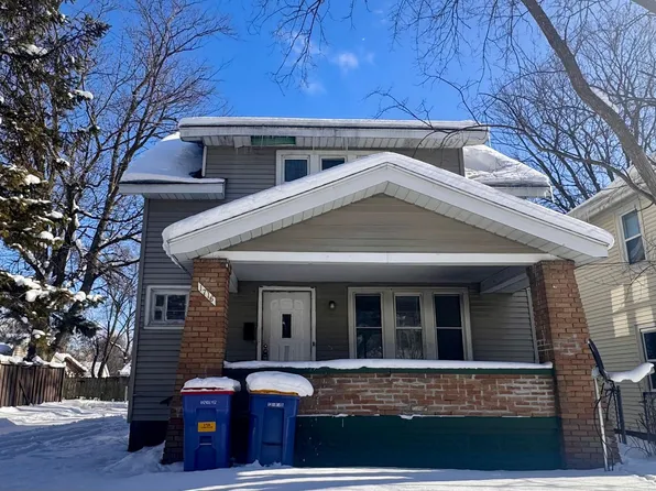 1716 Linden Ave SE, Grand Rapids, MI 49507