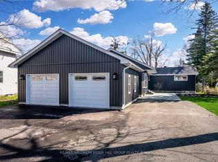 386 Peter St N, Orillia, ON L3V 5A7
