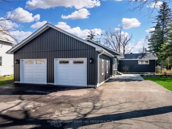 386 Peter St N, Orillia, ON L3V 5A7