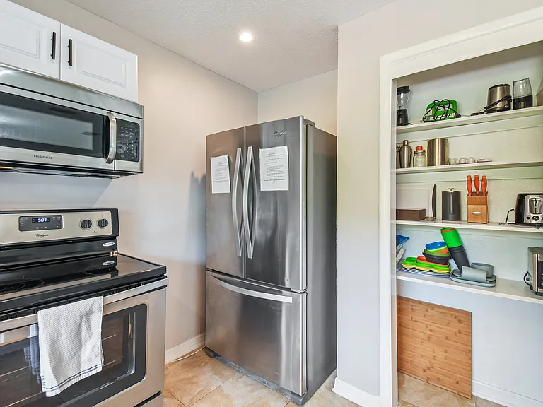 3606 W Gray St — Photo 16