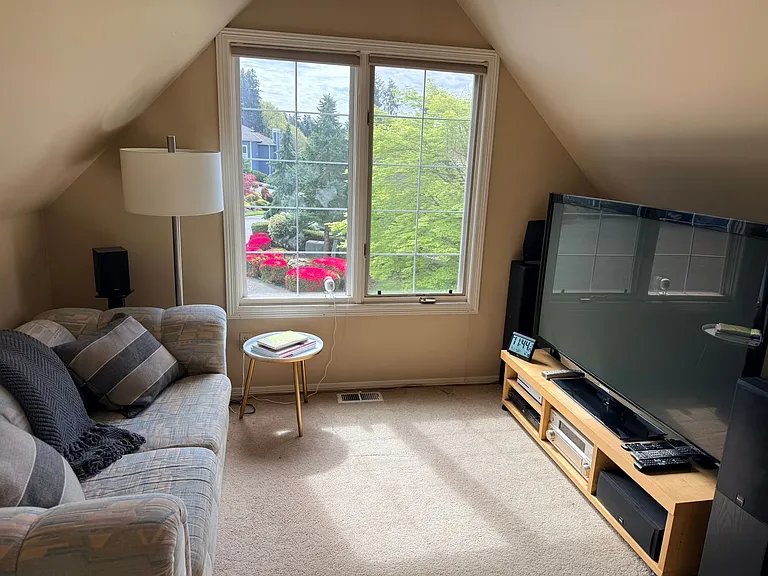 20307 NE 15th Pl — Photo 31
