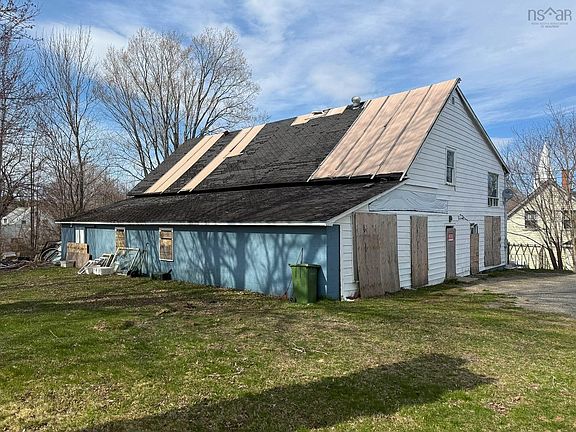 5th image of 3413 Clementsvale Rd