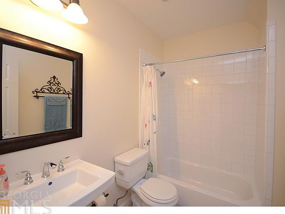 2nd image of 126 Olde Heritage Way
