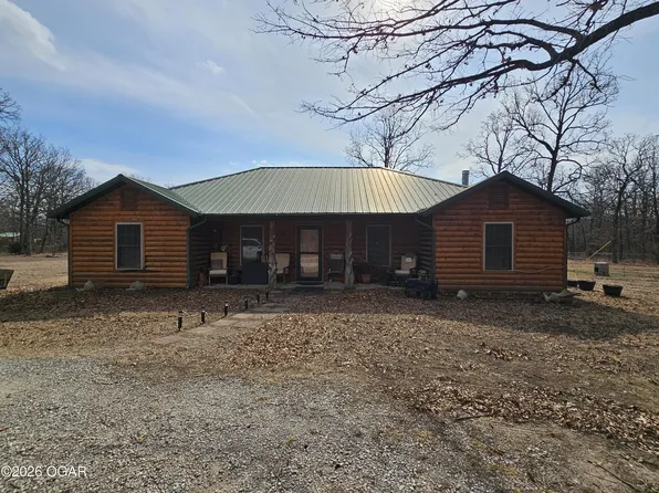 8233 Alamo Ln, Seneca, MO 64865