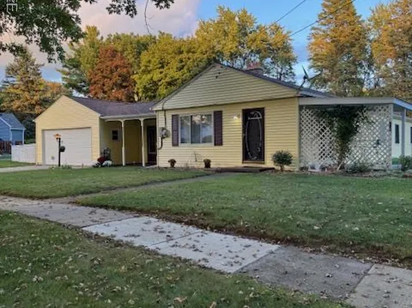 718 N Lapeer St, Davison, MI 48423
