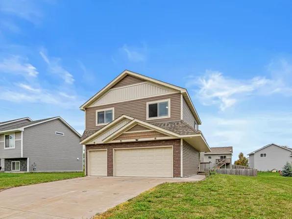 825 Highview Loop SE, Pine City, MN 55063