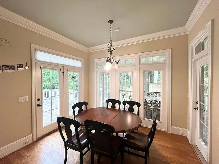 1205 Enderbury Dr — Photo 15