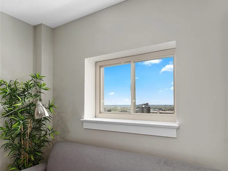 525 W Lafayette Blvd #21B — Photo 31