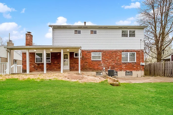 1692 Citadel Pl — Photo 9