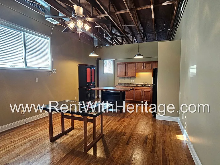 130 W Montgomery St #D — Photo 2