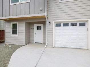 2022 32nd St, Anacortes, WA 98221