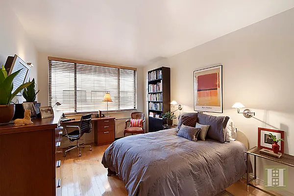 Sold by Halstead Real Estate | media 28