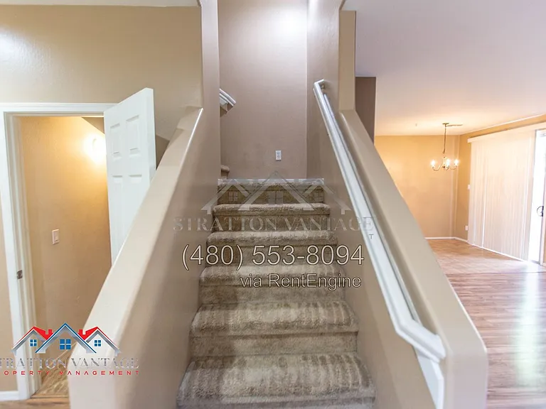 1423 N 81st Ave — Photo 18
