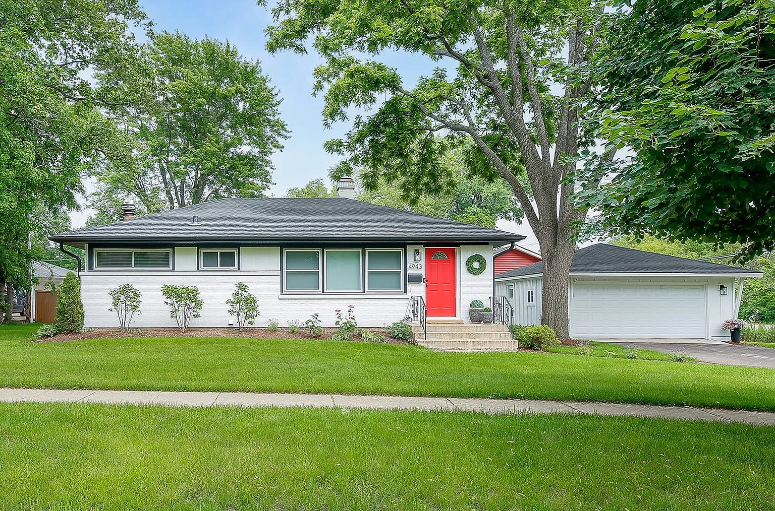 4943 Woodward Ave photo 1