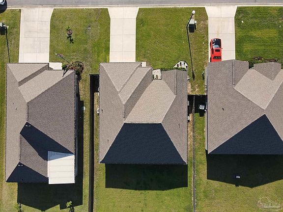 5th image of 9516 Crimson Pointe Cir