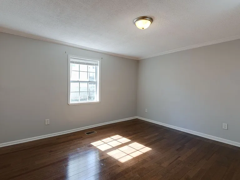 2412 Chapel Ave — Photo 19