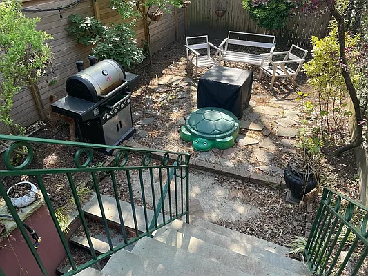 Rented by Nest Seekers International | media 12