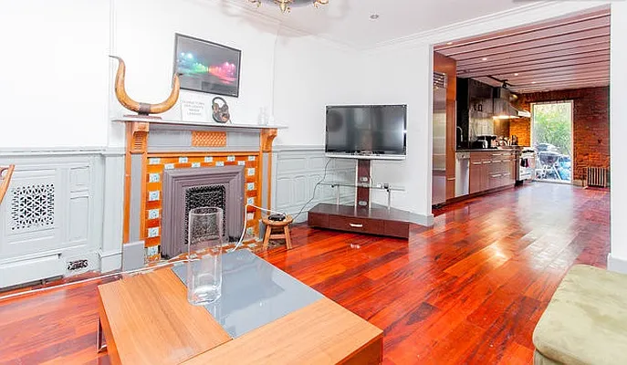 Rented by RE MAX Central Properties | media 3