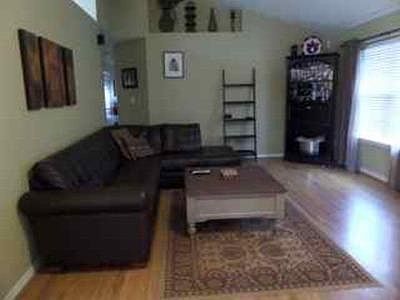 3rd image of 16 Carmell St