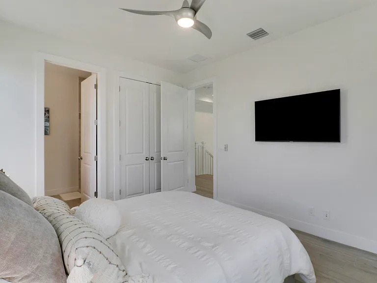 5029 Grandiflora Rd — Photo 30