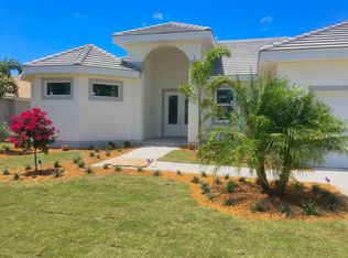 1286 Bluebird Ave, Marco Island, FL 34145