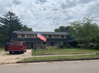 650 1st St, Lake Odessa, MI