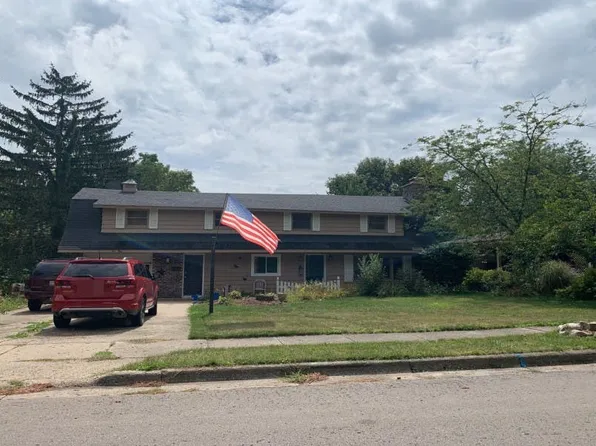 650 1st St, Lake Odessa, MI 48849