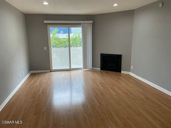 3rd image of 1256 Patricia Ave Unit 10