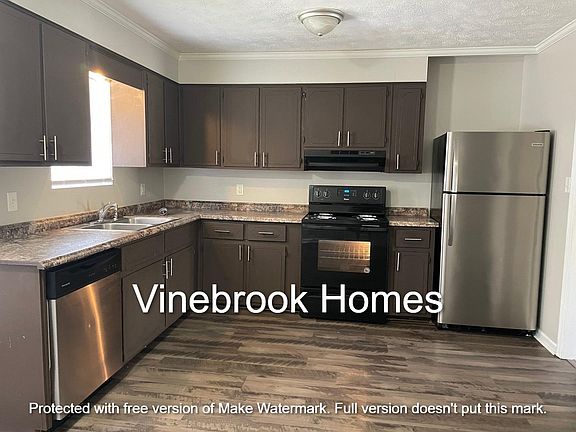 5th image of 124 Windy Mill Dr