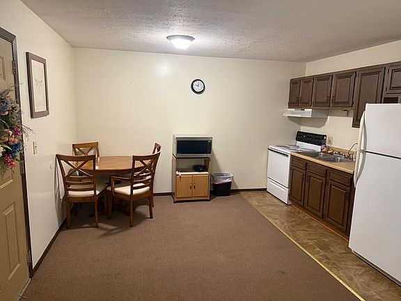 2nd image of 2203 9th Ave #12