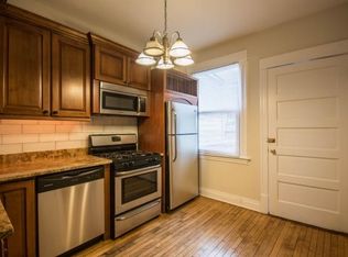 1841 W Wellington Ave #HOUSE, Chicago, IL 60657
