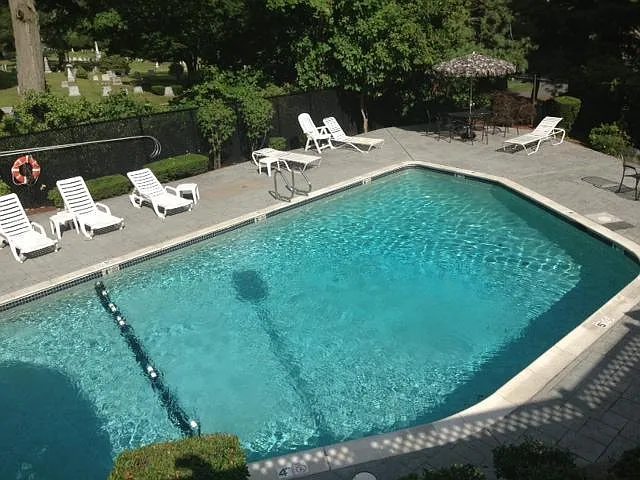 100 Ledgewood Dr — Photo 6