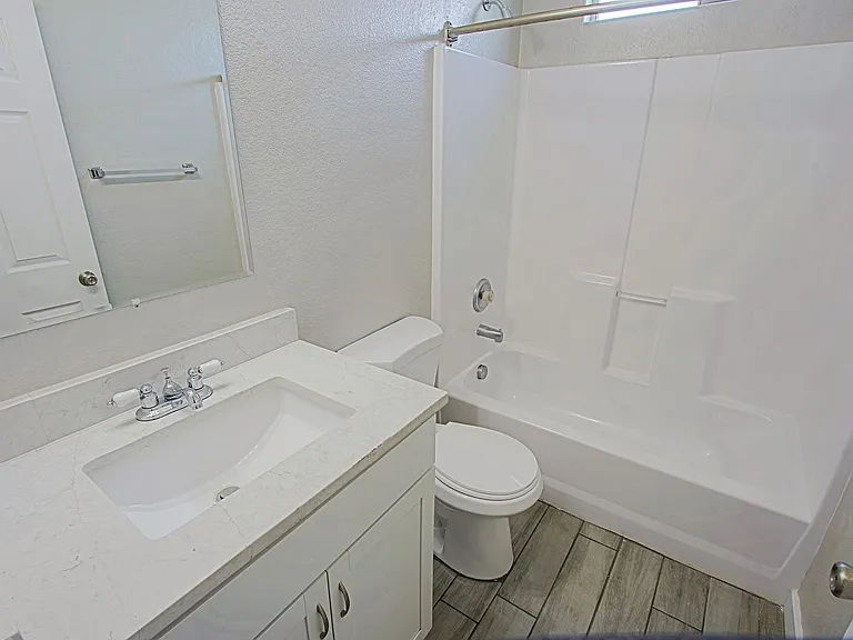1614 W Purdue Ave — Photo 2